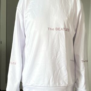 Beatles Logo Men’s White T-Shirt L/XL Long Sleeve Crew Neck (Not Med)